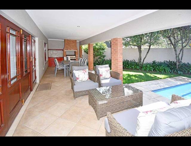 3 BEDROOM FREEHOLD FOR SALE IN CRAIGHALL